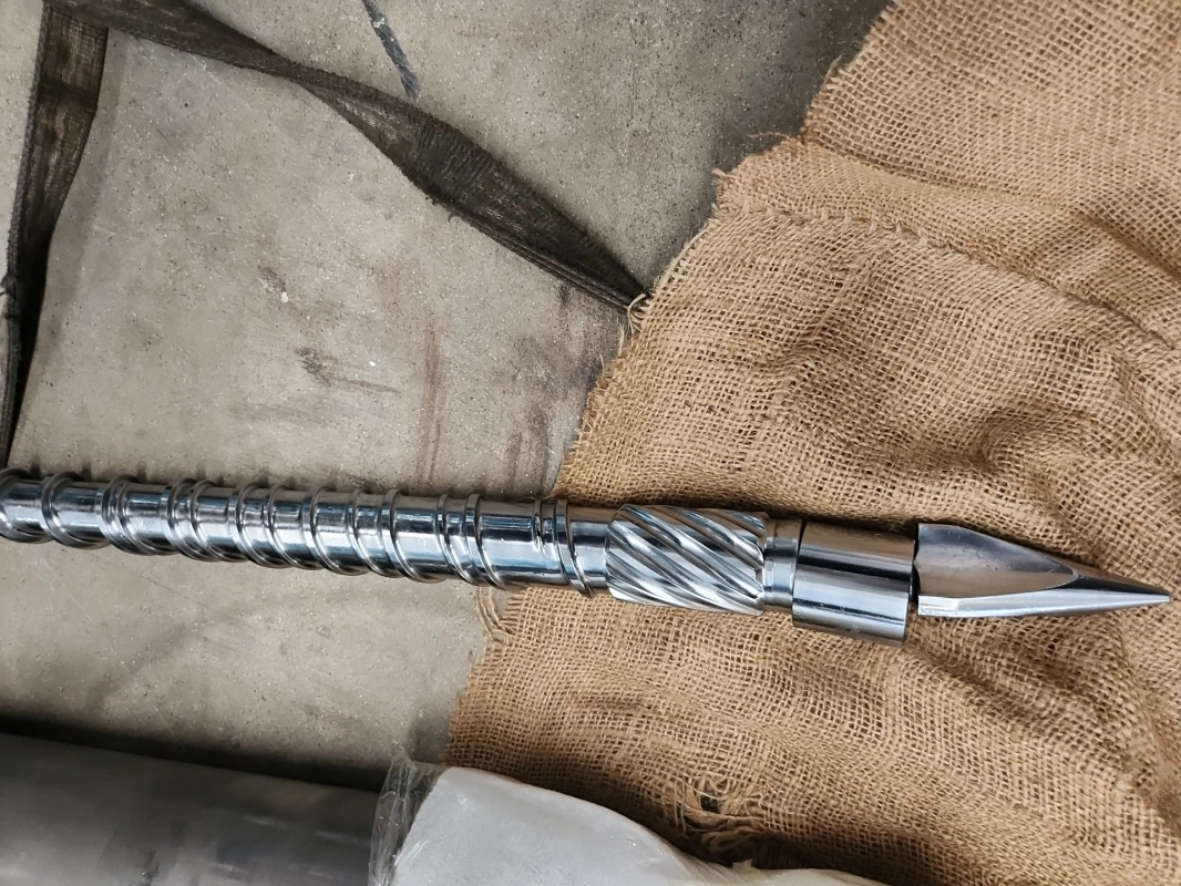 Patented Blow Molding Machine Screw