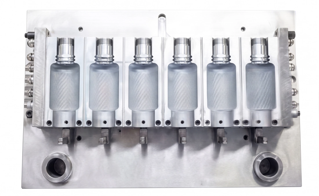 Precision mold components for uniform wall thickness