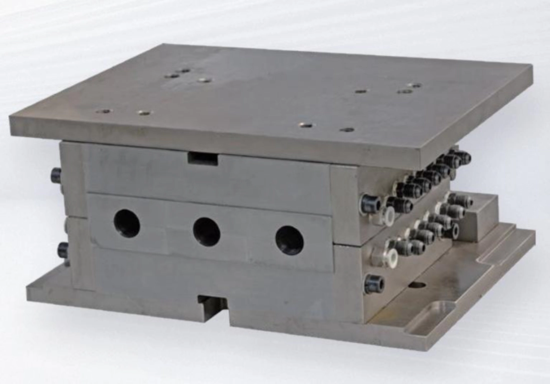 ISM mould blow cavity full view