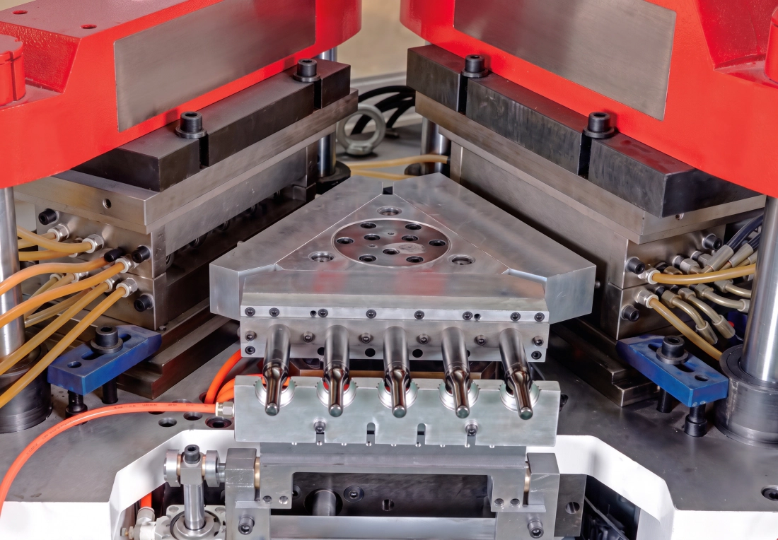 IBM machine mandrel core rod and rotary turret internal structure